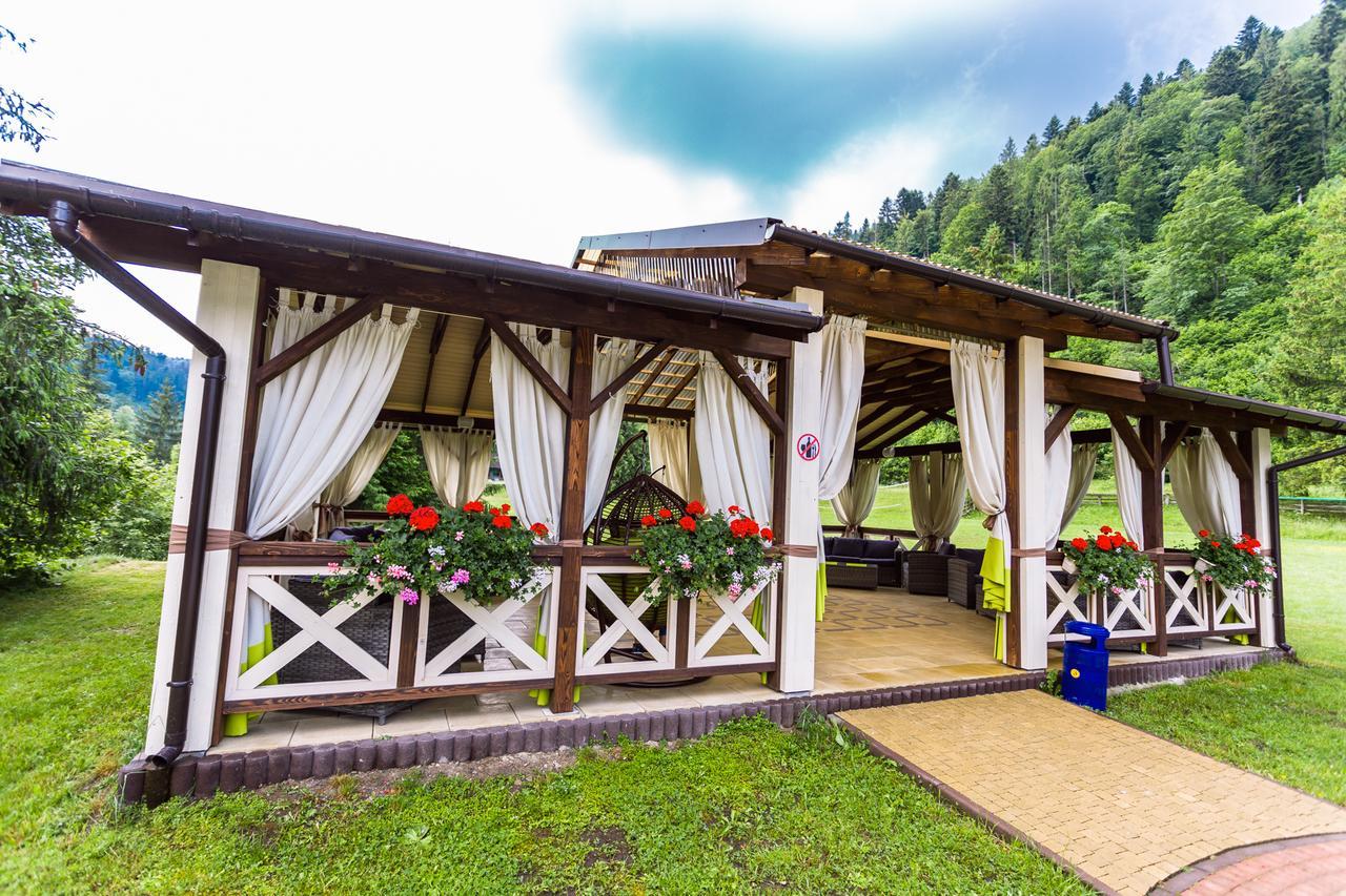 Hotel Tsarynka Eco Complex Slavske Esterno foto