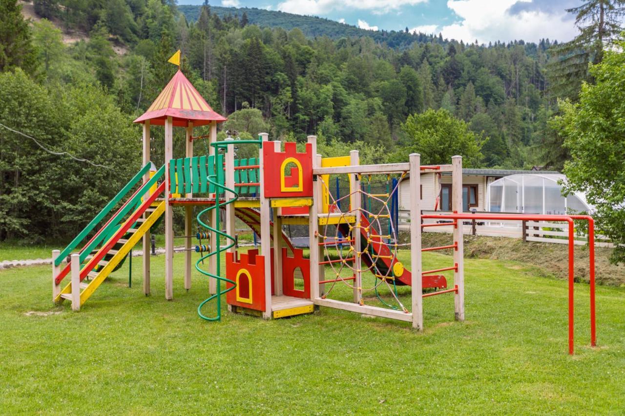 Hotel Tsarynka Eco Complex Slavske Esterno foto